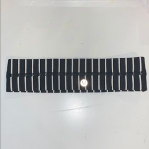 B&W Lulu Lemon Headband